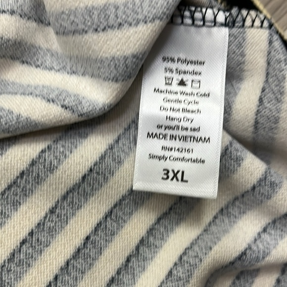 LuLaRoe Women’s Black Red Orange Floral Geometric Striped Pencil Skirt Sz 3XL - Picture 6 of 7